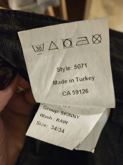 Blugi barbati Revolution