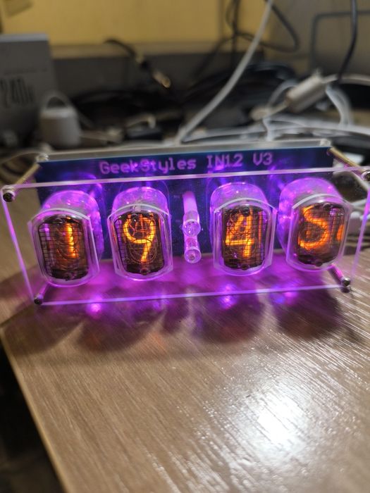 Nixie clock часы на газоразрядных лампах