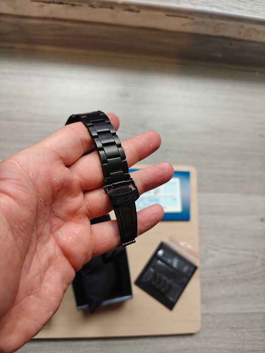 Часовник Seiko SRPJ09K1
