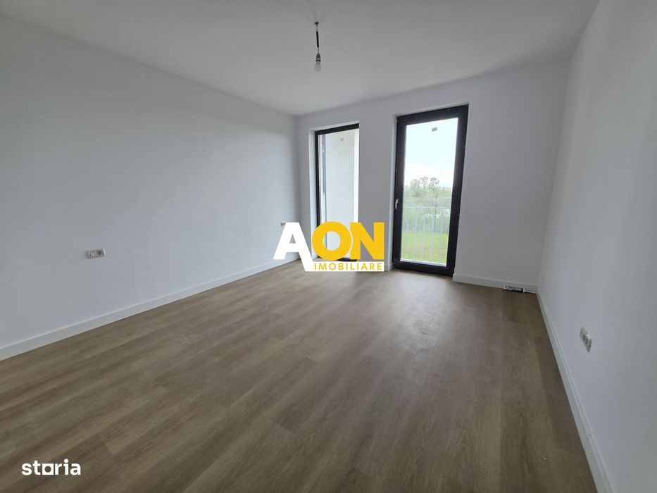 Apartament cu 3 Camere, 2 Bai, 100mp Curte Proprie,  Boxa 40 mp