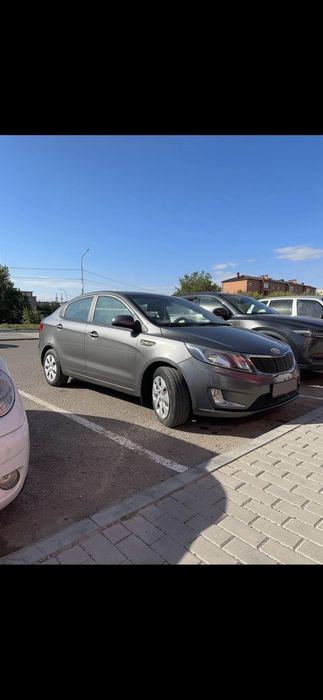 Кия Рио 2015г 1.6