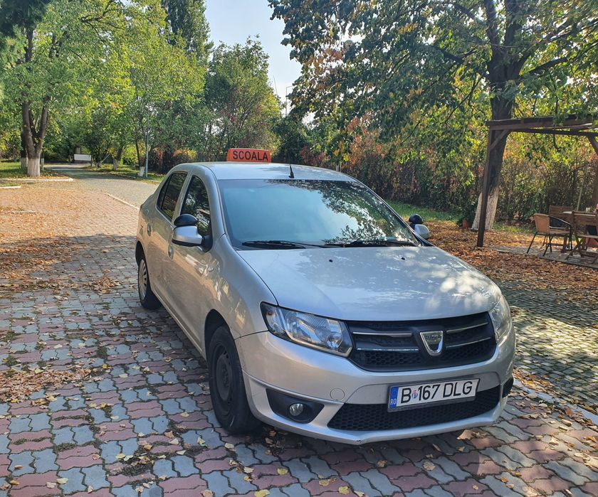 Instructor auto FEMEIE