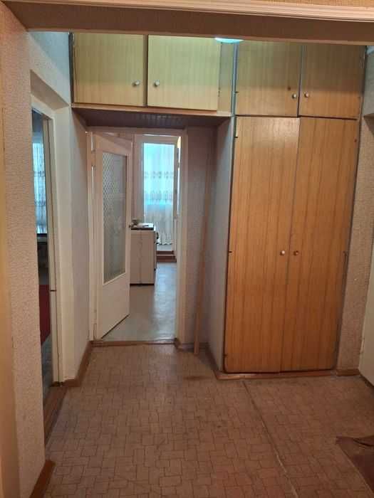 Продаётся 3комнатная 77серия метро Чиланзар.