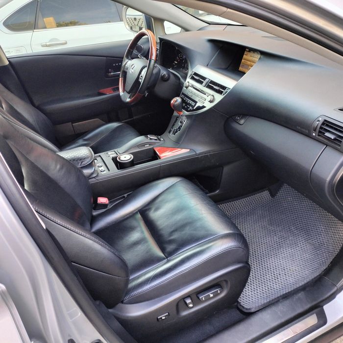 Продам ева полики от Лексус RX 270-350