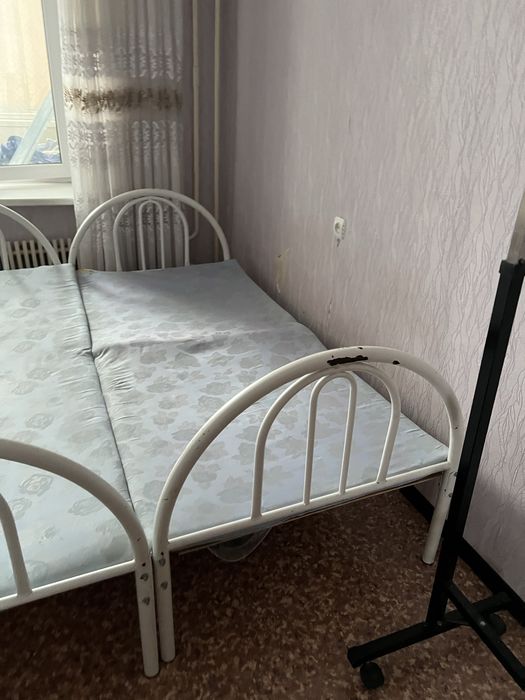 Сатылады 2 болек кровать разбиратся етыледы