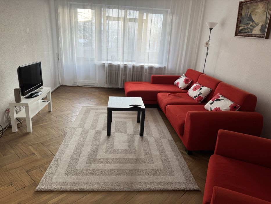 Inchiriez apartament 3 camere zona 1 Mai Facultatea de Medicina