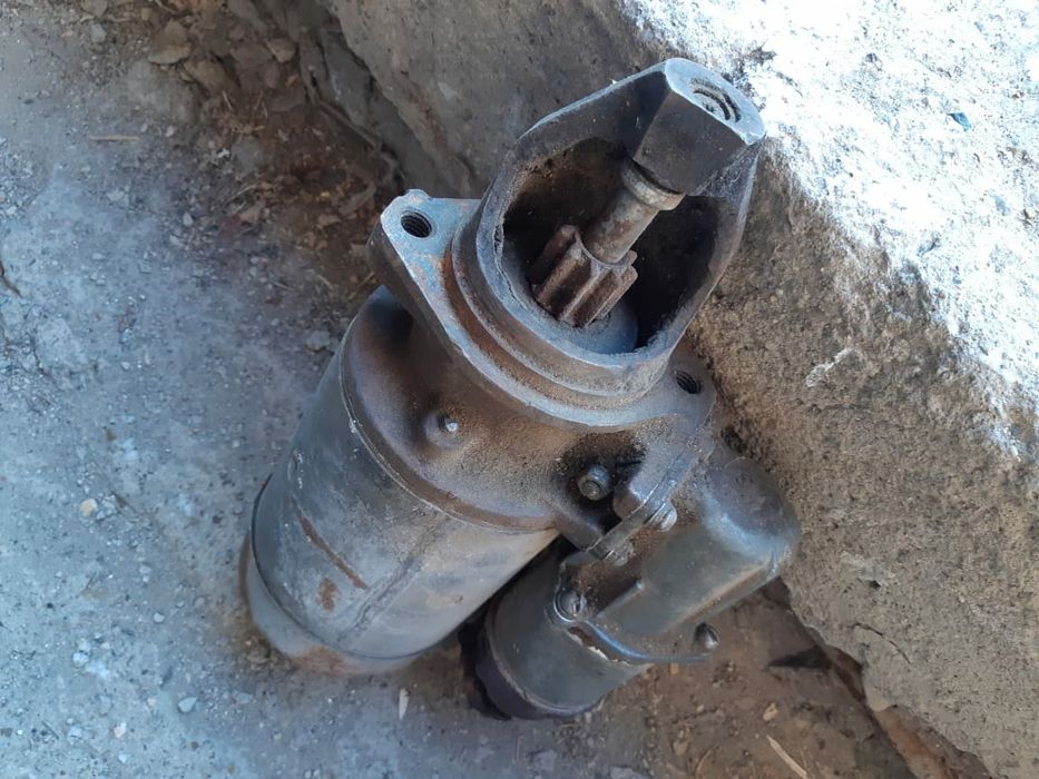 Стартер                                     на Волгу и Уаз