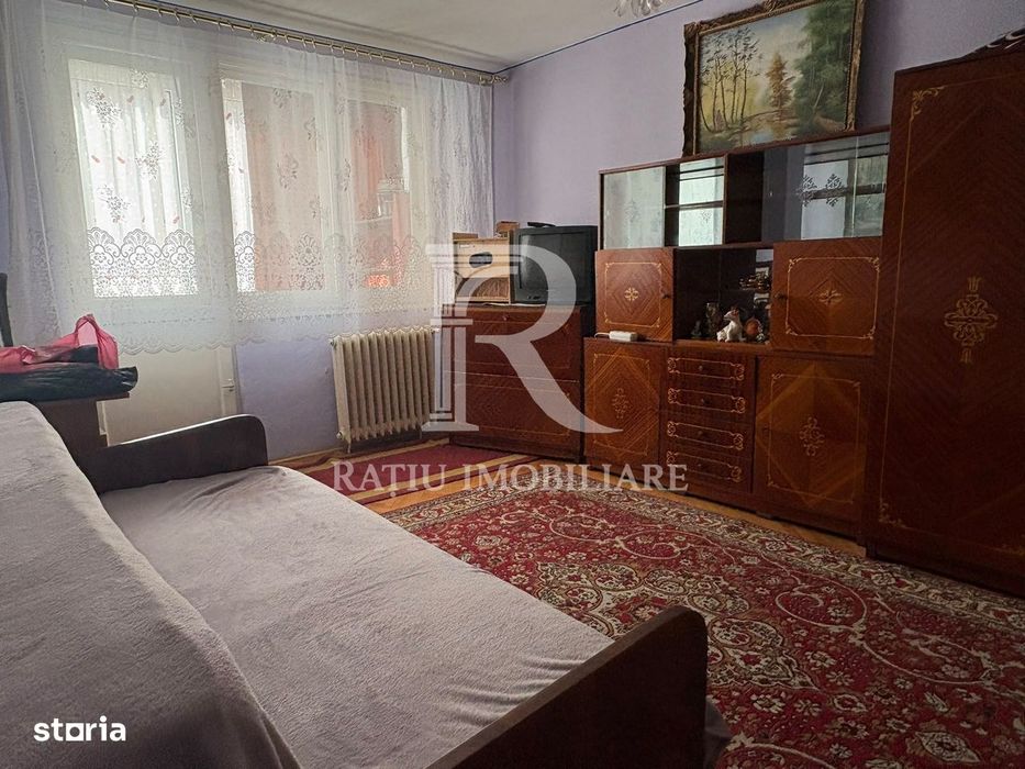 Apartament cu 3 camere | Etaj 1 | Bulevardul Dacia | Oradea