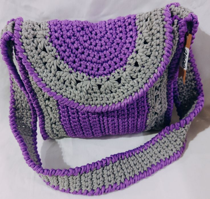Сумочки вязаные ручной работы