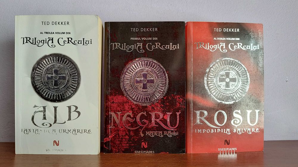 Ted Dekker – Trilogia Cercului  (3 vol: Negru; Rosu; Alb)