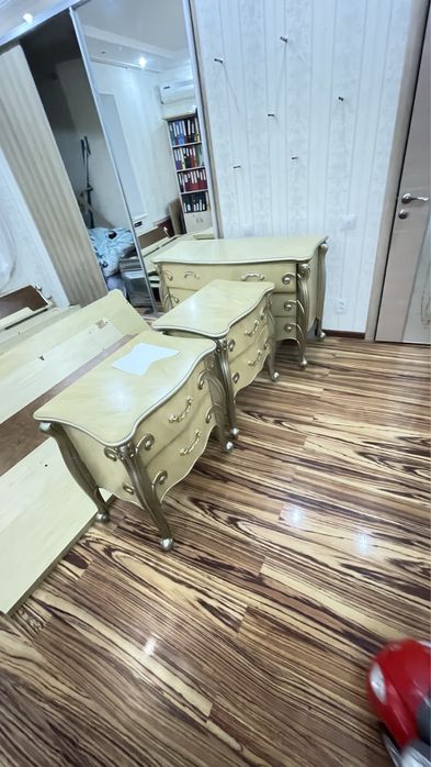 Спальный гарнитур