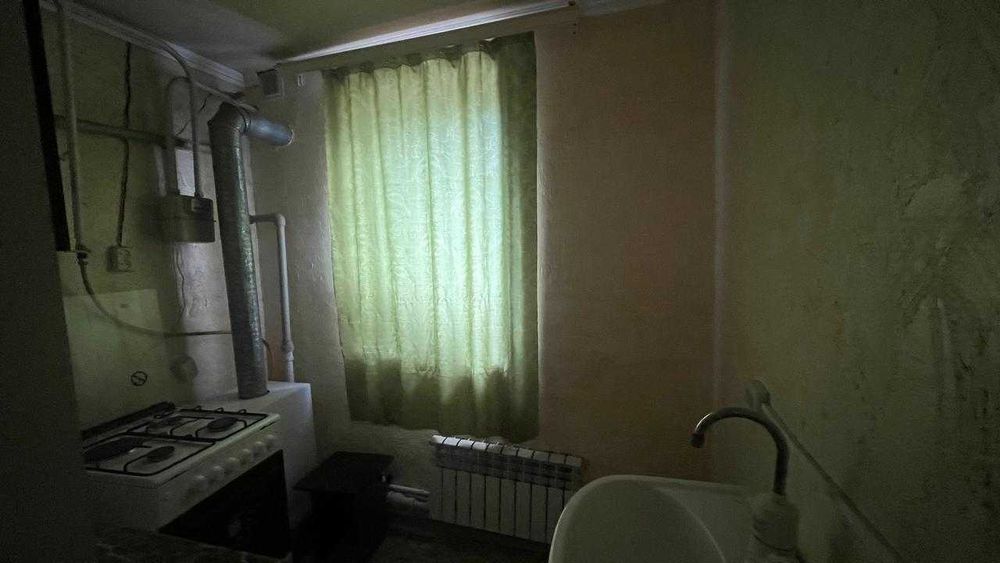Продаю 2~комн, квартиру район Сахзавод