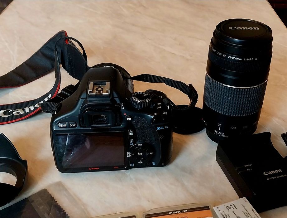 Продам фотоаппарат Canon 550D
