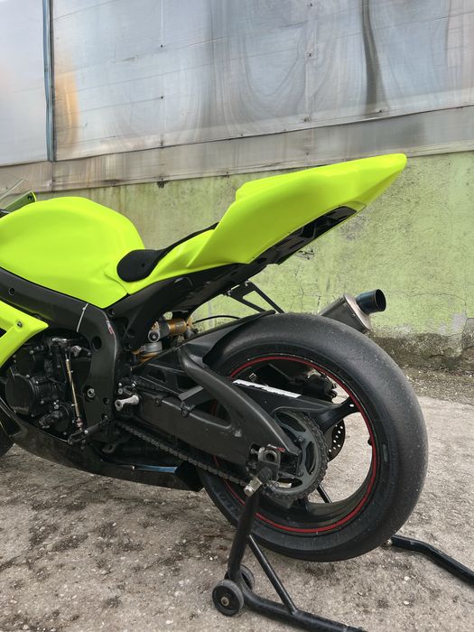 Suzuki GSX-R 600 K8 –  Ohlins, Yoshimura, pregătit pentru circuit/pista