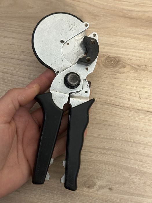 Geberit ножици за PE-Xc