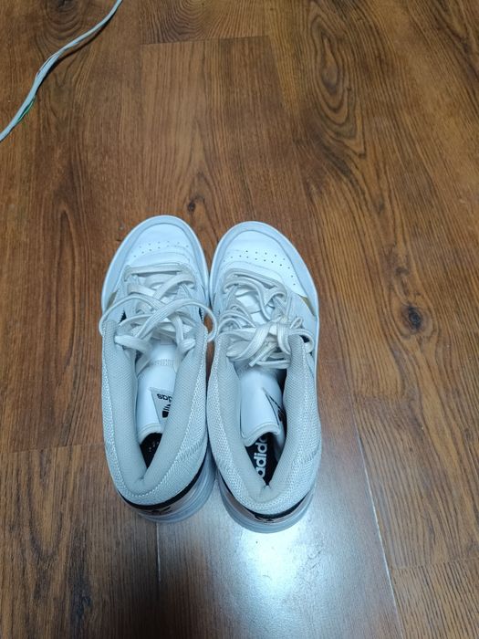 Маратонки Adidas