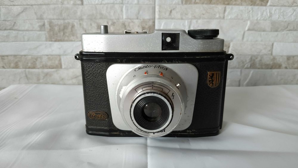 Стар механичен фотоапарат с калъф -  Certo-Phot - Антика - 1958г.