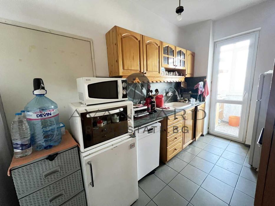 Продава се Тристаен апартамент в Пловдив, Център - 93 кв.м за 1613 €/кв.м - Снимка #2