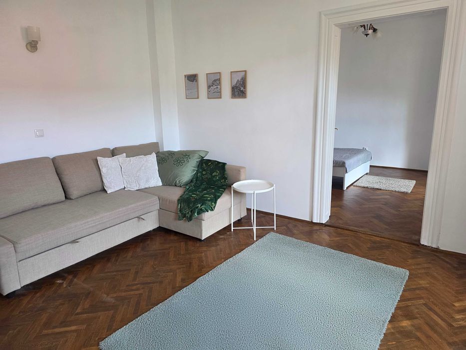 Apartament de inchiriat 2 camere Poarta Schei