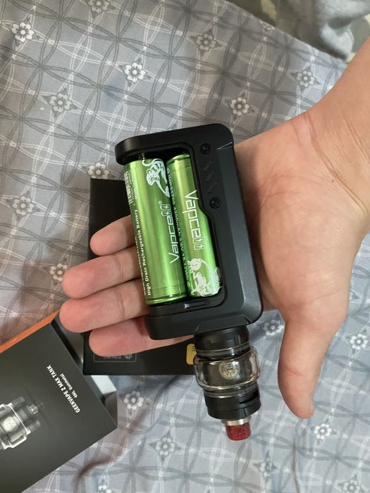 Vand vape kit tank si aparat