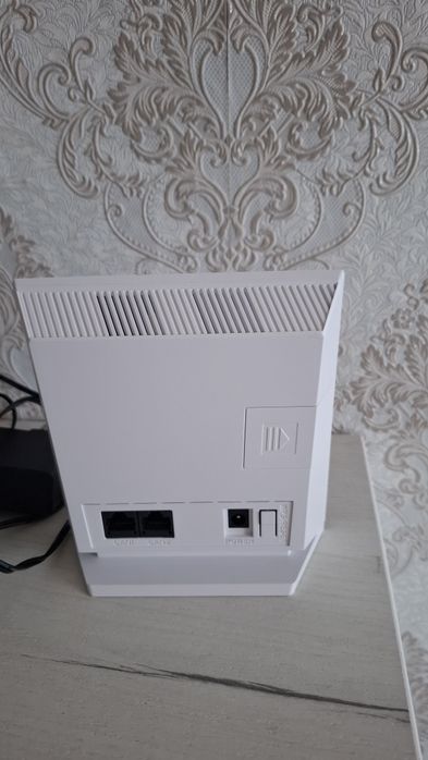 Роутер алтел, как новый с сим картой