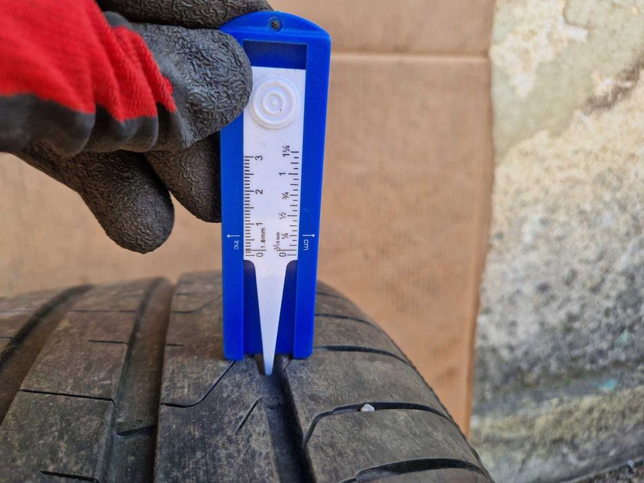 4 Pirelli R20 255/40 Летни гуми  DOT4624