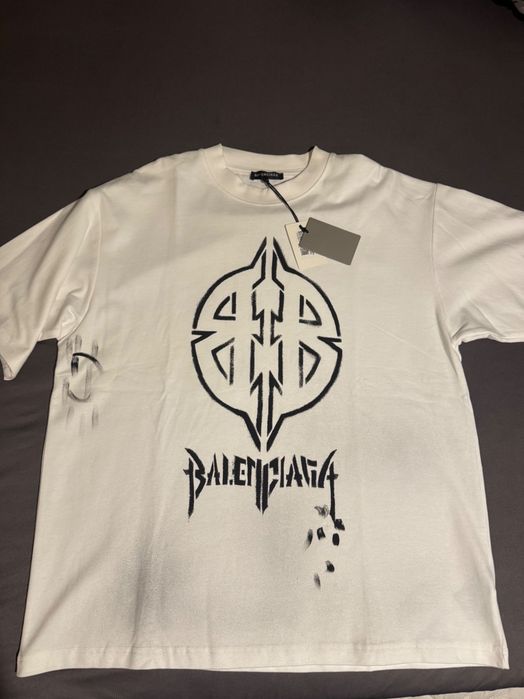Тениска Balenciaga