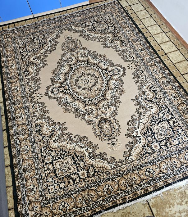 Продам палас 260×187