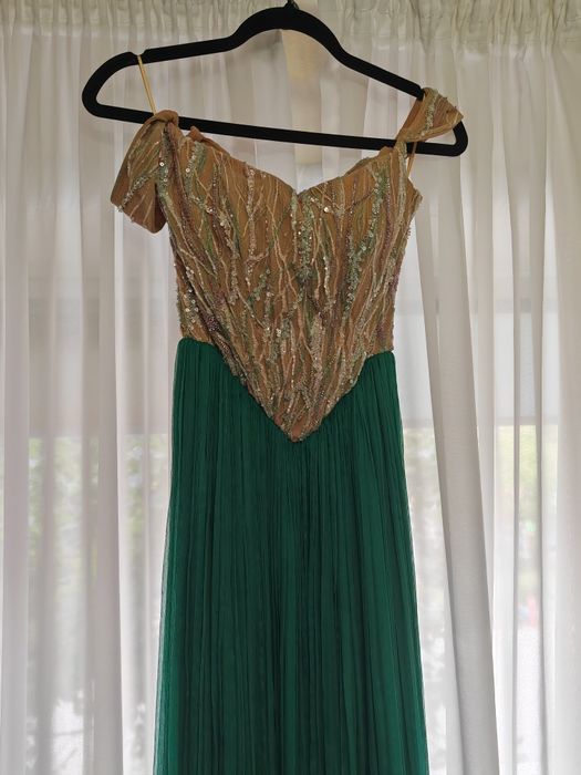Rochie de seara sau de nuntă
