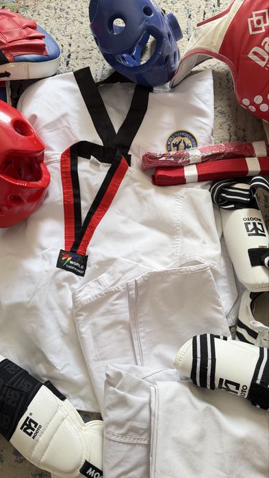 Продам Кимоно для Таэквандо