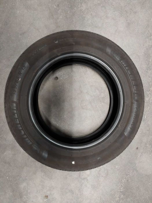 Vand set 4 anvelope Michelin Vara, Primacy 4, 165/65 R15, folosite <100Km