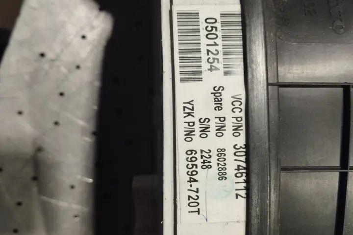 Ceasuri bord Volvo S60 2006