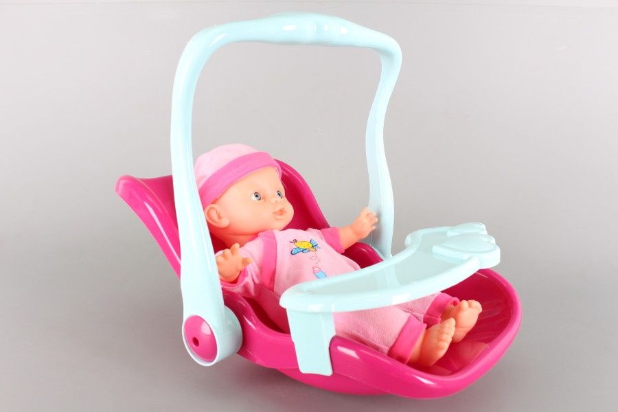 Играчка бебе в кош
