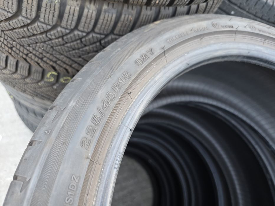 4бр Летни гуми 225 40 18 - Bridgestone