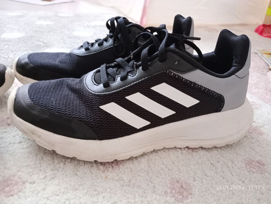 Маратонки Adidas 2 чифта