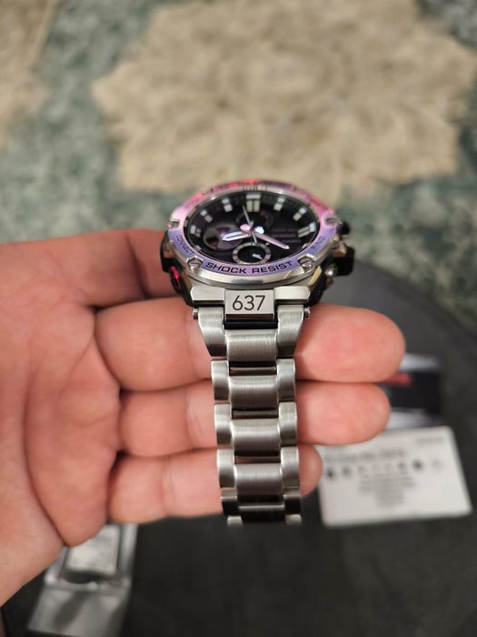 Наручные часы Casio G Shock GST-B100.