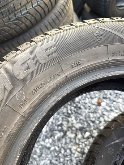 Anvelope de iarna 205/60 R16