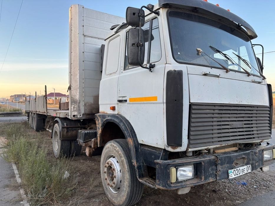 Продаю МАЗ тягач