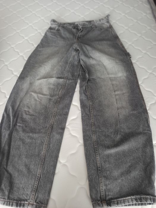 Дънки Bershka EUR 38