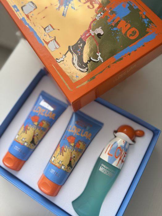 Set parfum, gel de dus + lotiune de corp