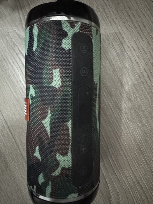 Продам Колонку JBL для музыки