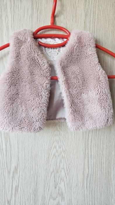 Бебешко палтенце и елечета