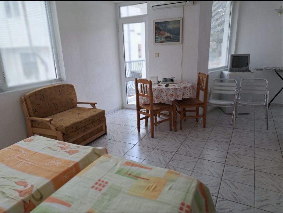Продава се Къща в Несебър - 204 кв.м за 900 €/кв.м - Снимка #2