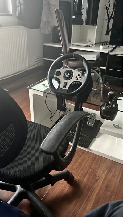 Vand volan gaming myria