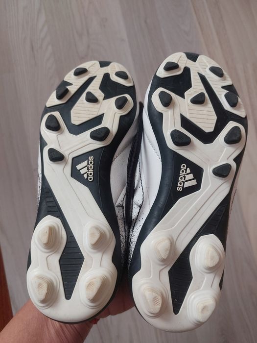 Детски бутонки adidas