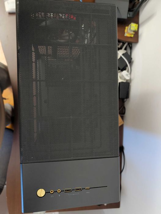 Carcasa PC Fractal North