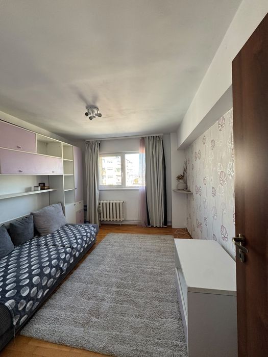 PF Inchiriez Apartament 2 camere decimandate zona marasti fabricii nr 1