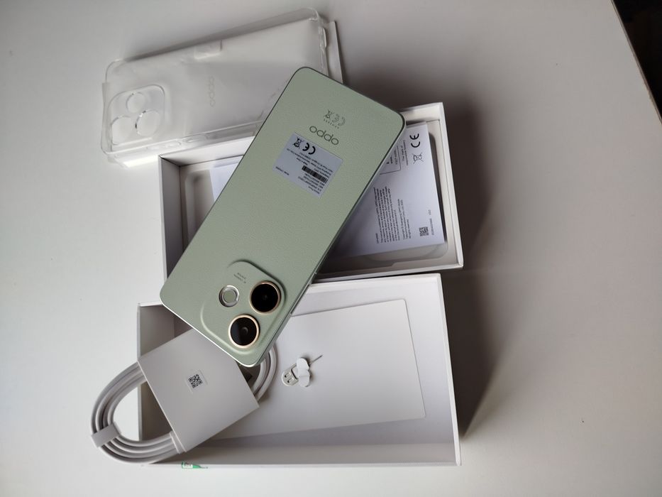 Oppo A5 Pro 5 G nou în cutie