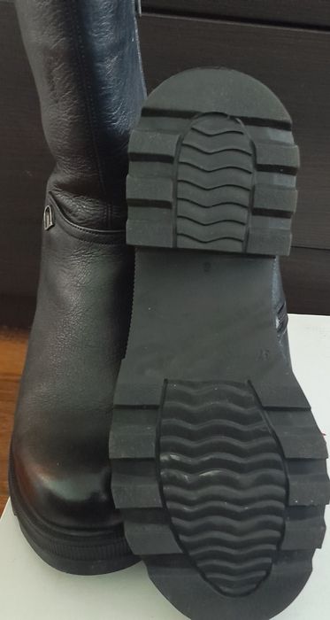 Черни кожени ботуши естествена кожа 37