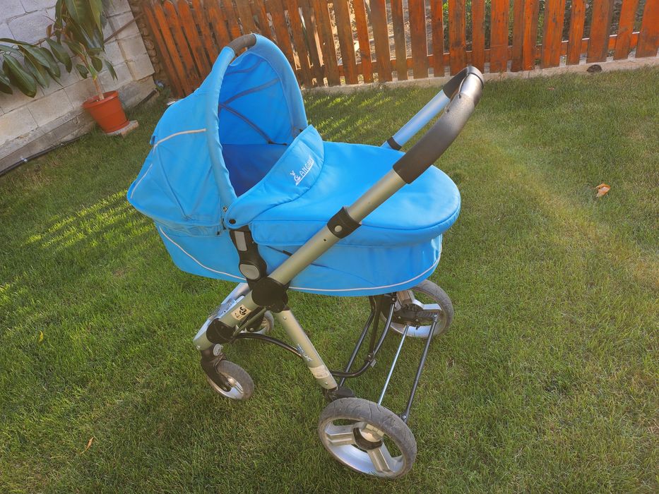 Детска количка с аксесоари